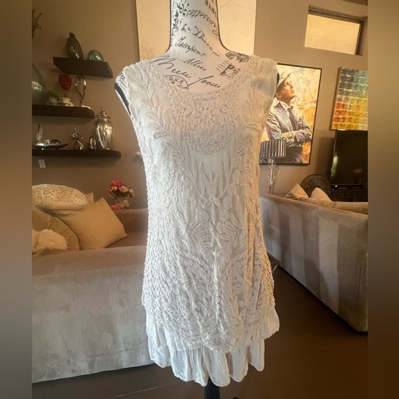 Le Marias Dress - Picture 7 of 14